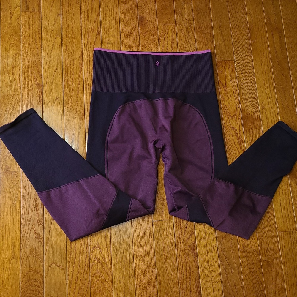 NWOT ThirdLove High Rise Purple Flex Seamless Compression Leggings XL Nylon Mix - Picture 6 of 7